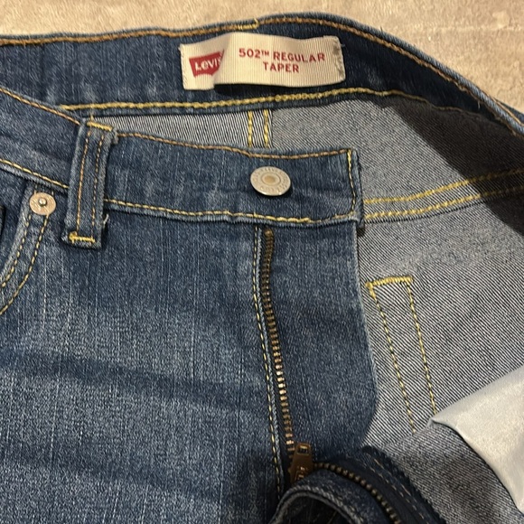 Levi regular tapered women skinny leg straight 28” - Picture 6 of 7